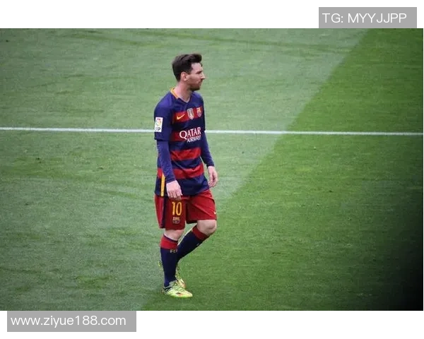 全球足球巨星汇聚：梅西C罗内马尔等顶级球员的传奇之路